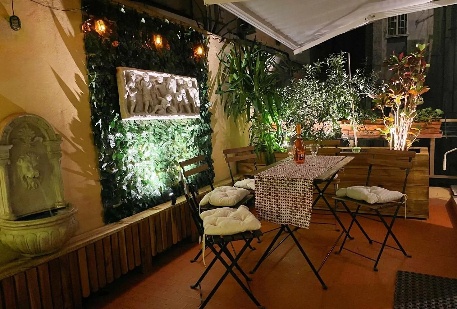 Casa Antica - Antique Apartment With Private Terrace Rome Italy